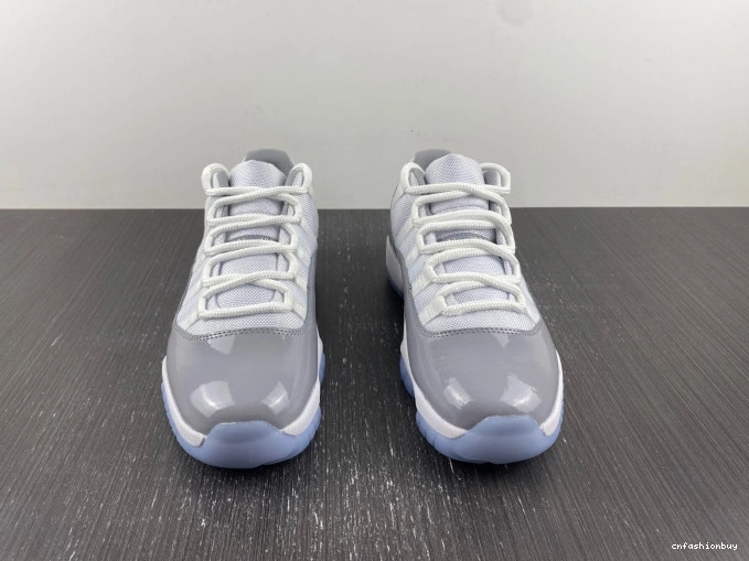 AV2187-140 Air Grey Jordan 11 Cement Low 0808